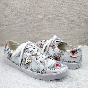 Guess Comly White Floral Faux Leather Lace Up Low Top Platform Sole Sneaker Shoe